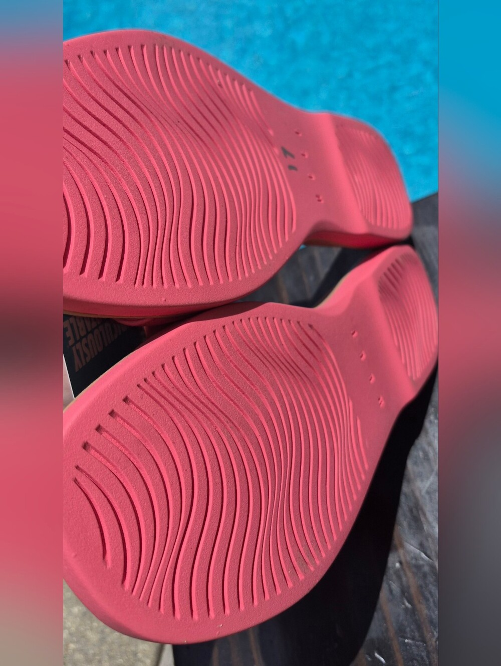 New With Tags! Reef Pink Slide Sandals Women's Size 8 - Picture 3 of 4